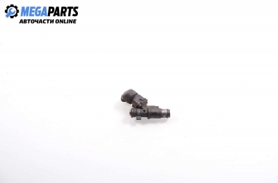 Gasoline fuel injector for Citroen Xsara 1.4, 75 hp, station wagon, 2002